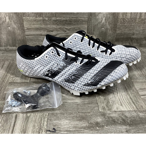 Athletic_Shoes